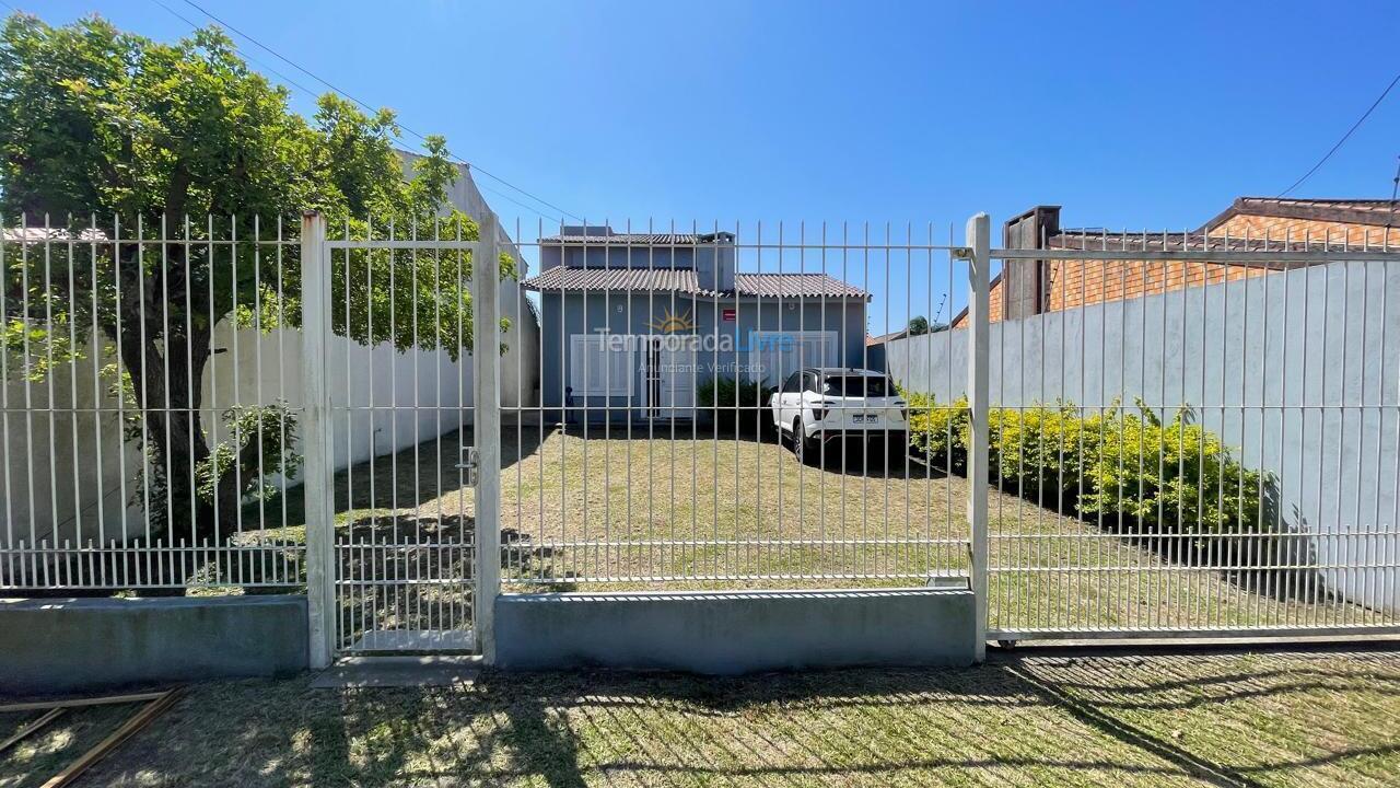 Casa para alquiler de vacaciones em Rio Grande (Praia do Cassino)