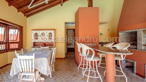 Charming house in Buzios, Jurere In