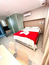 Piso con jacuzzi en Get By Side