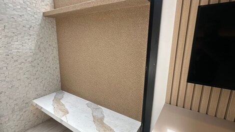 Piso con jacuzzi en Get By Side