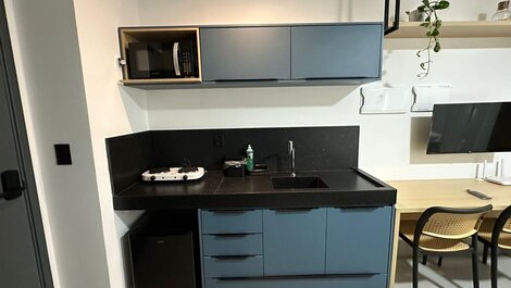 Charming Flat Near the Beach on Get By Side