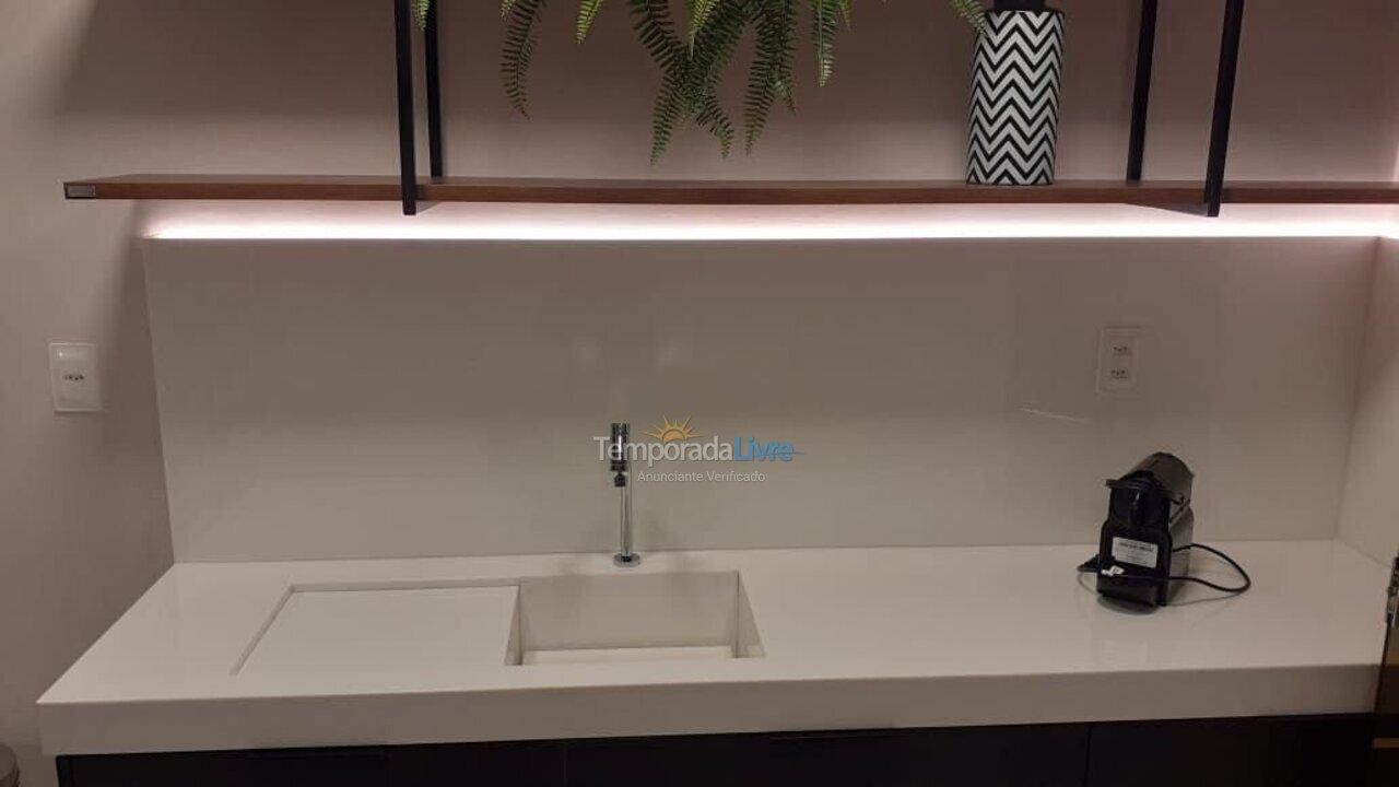 Apartamento para aluguel de temporada em João Pessoa (Manaíra)