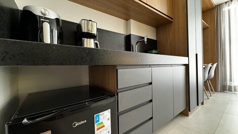 Flat Estiloso e Perfeito para Praia no Get By Side