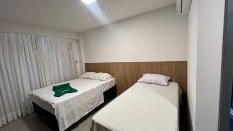 Flat Alto Padrão c/Varanda Beach Haus