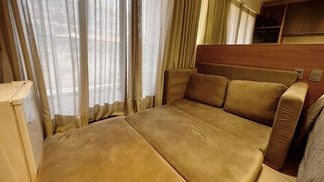 Beautiful Luxury Apartment with Balcony