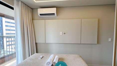 Apto c/ 2 Suítes com Varanda e Wifi-Miramar