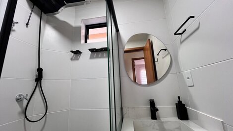 Apto com 2 quartos, Wi-Fi e ar-condicionado