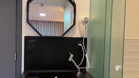 Gracioso Flat no Get By Side