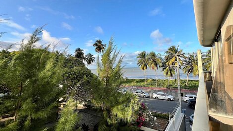 Apartment with partial sea view in Cabo Branco