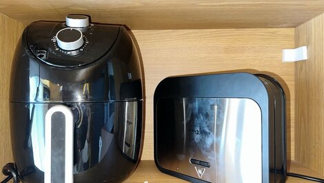 Apartamento nuevo con balcón en Jardim Oceania.