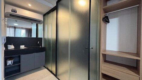 Viva o Melhor da Praia: Flat Incrível a 50 Metros