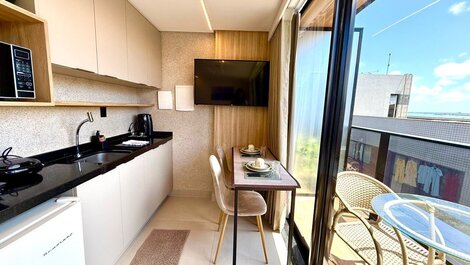 Flat com varanda no Jardim Oceania