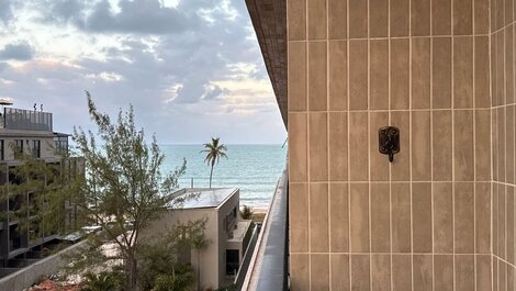 Flat c/ Varanda Vista Mar/ Prédio pé na areia