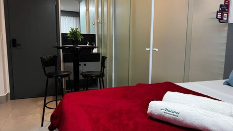 Cozy Flat on Get by Side