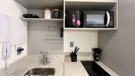 Flat p/ 4 pessoas c/ Terraço-Miramar Hospedagens