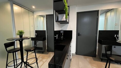 Cozy Flat on Get by Side