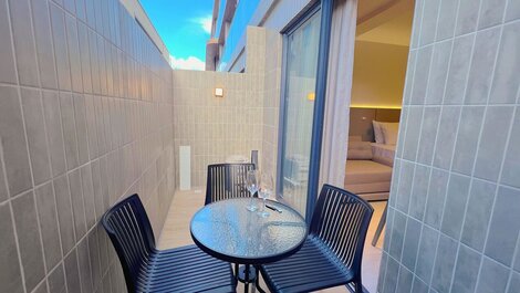 Flat p/ 4 pessoas c/ Terraço-Miramar Hospedagens