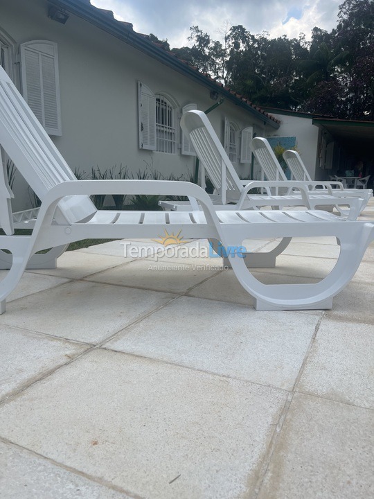 Chácara / sítio para aluguel de temporada em Juquitiba (Piscina Aquecida Com Aquecimento Solar E Hidro Massageado)