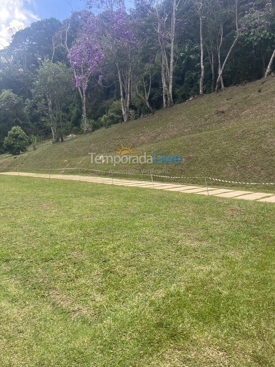 Chácara / sítio para aluguel de temporada em Juquitiba (Piscina Aquecida Com Aquecimento Solar E Hidro Massageado)
