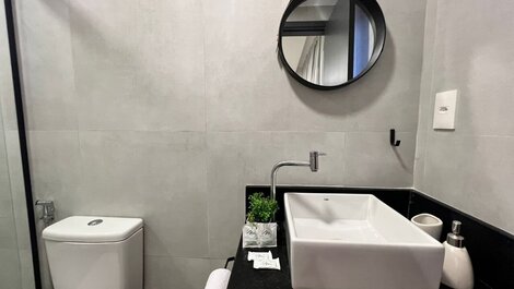 Flat No Caribessa com banheira no terraço –Miramar