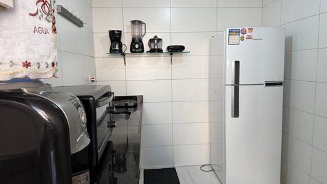 Ap de 2 Quartos Próximo as 3 Ruas