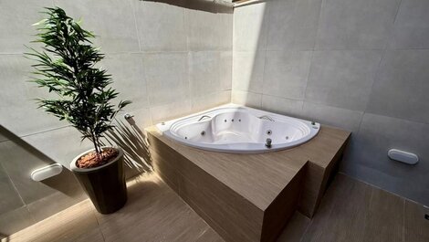 Flat c/ Banheira no Terraço - Miramar Hospedagens