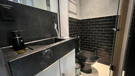 Flat com 2 Camas de Casal no Get One-Miramar