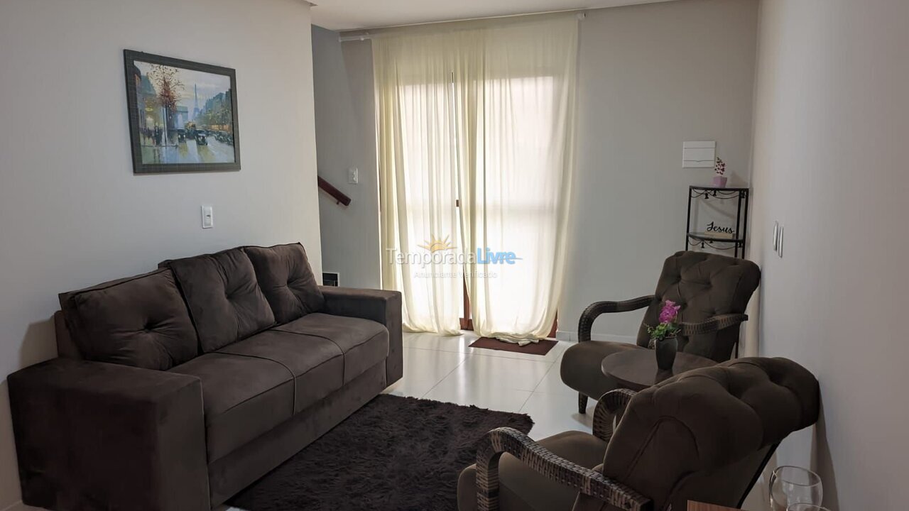 Casa para alquiler de vacaciones em Bananeiras (Chã do Lindollfo)