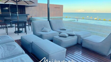 Sensational Apartment with Balcony in Holandas Prime