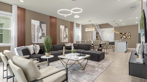 House with 7 bedrooms in Orlando near Disney.