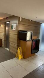 Flat em hotel de luxo Ritz Suítes Grand Hotel Boutique vista ampla mar