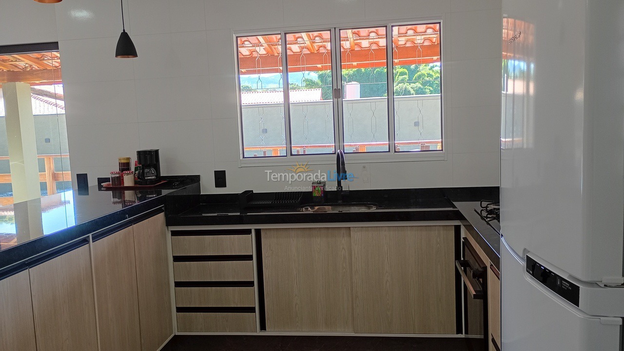 Chácara / sítio para aluguel de temporada em Socorro (Belizário)