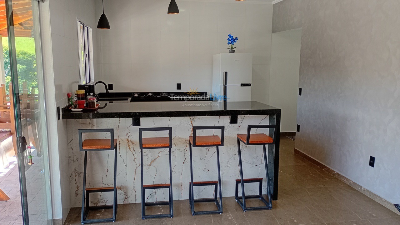 Chácara / sítio para aluguel de temporada em Socorro (Belizário)