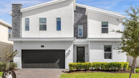 Luxury house for 26 people near Disney.