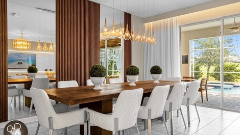 Luxury house for 26 people near Disney.