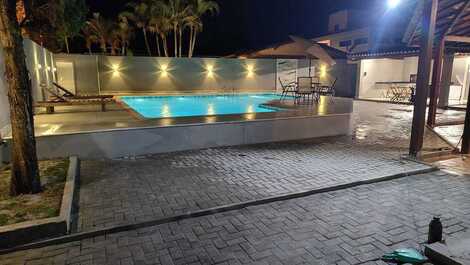 Casa para temporada com 06 quartos com ar condicionado