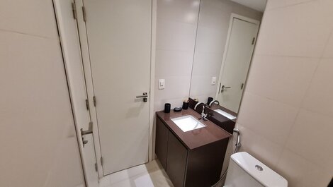 Sensacional Apartamento no Holandas Prime