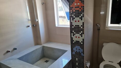 Miramar Suíte Lateral Mar no Na Praia Sunset