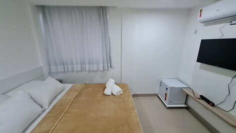 Miramar Suíte Lateral Mar no Na Praia Sunset