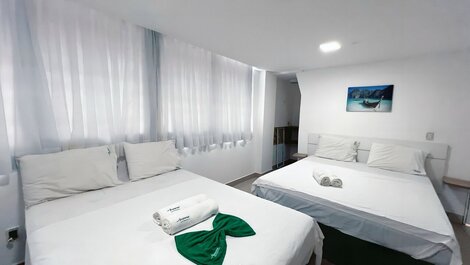 Side Suite Marp/ 4 People on the Beach