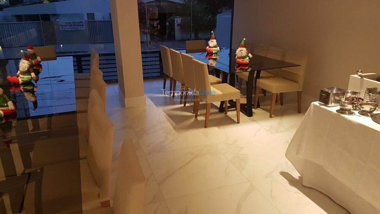 Apartamento para aluguel de temporada em João Pessoa (Manaíra)