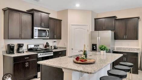 Disney vacation in a luxury home.