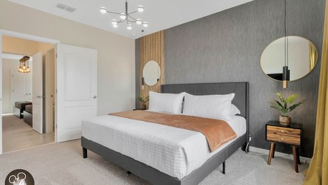 Disney vacation in a luxury home.