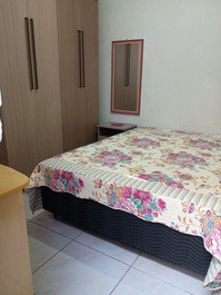 House very close to the sea, shops and city center.