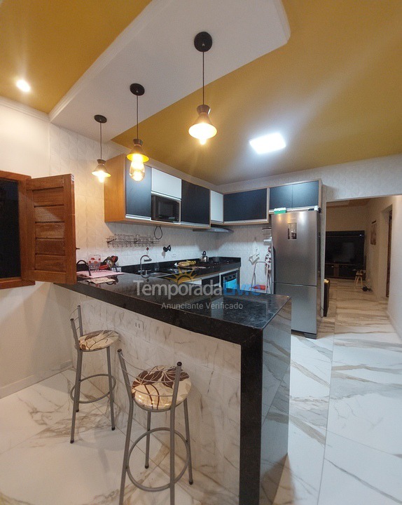 Casa para aluguel de temporada em Nova Viçosa (Sabacui)