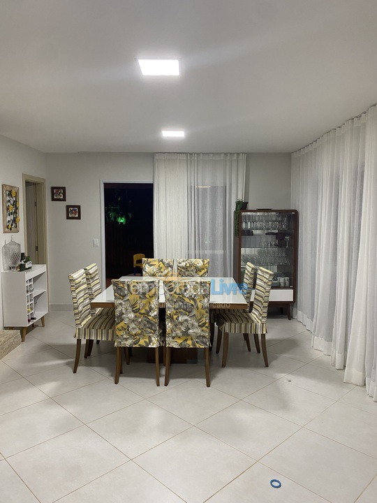 Casa para aluguel de temporada em Mata de São João (Açu da Torre Praia do Forte)