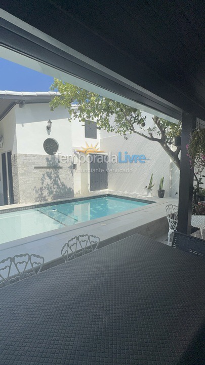 Casa para aluguel de temporada em Niterói (Piratininga)