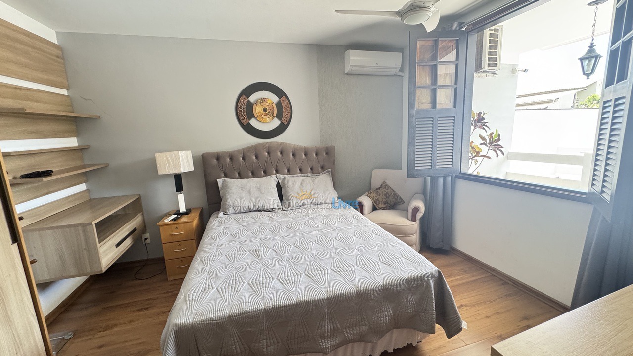 Casa para aluguel de temporada em Niterói (Piratininga)