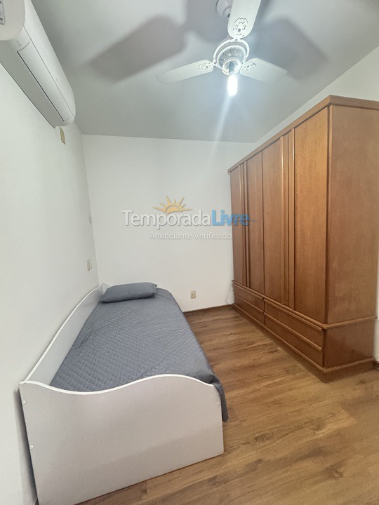 Casa para aluguel de temporada em Niterói (Piratininga)