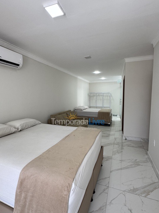 Casa para alquiler de vacaciones em Vila Velha (Barra do Jucu)